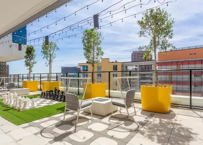 Boulevard Modern Highrise Stu Sky Pool Parking Gym 10 Apartment
