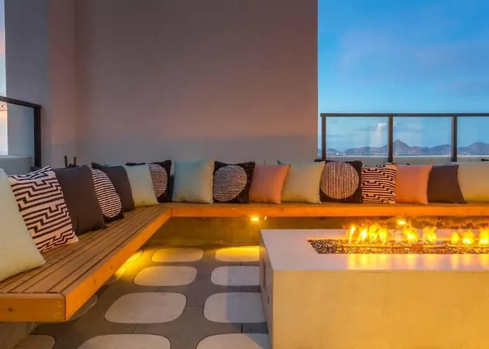 Apartment Boulevard Modern Highrise Stu Sky Pool Parking Gym 10 Phoenix