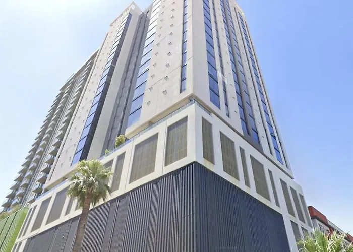 Boulevard Modern Highrise Stu Sky Pool Parking Gym 10 Apartment Phoenix